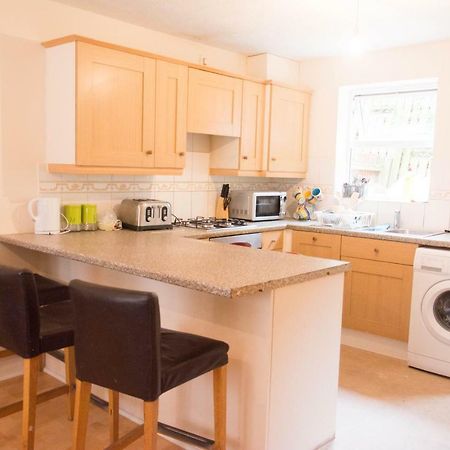 Sweet Guest House Chatham Chatham (Kent) Esterno foto