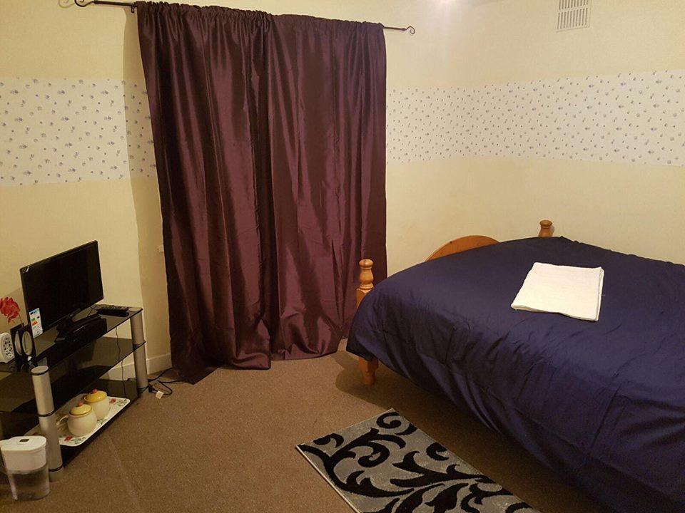 Sweet Guest House Chatham Chatham (Kent) Esterno foto
