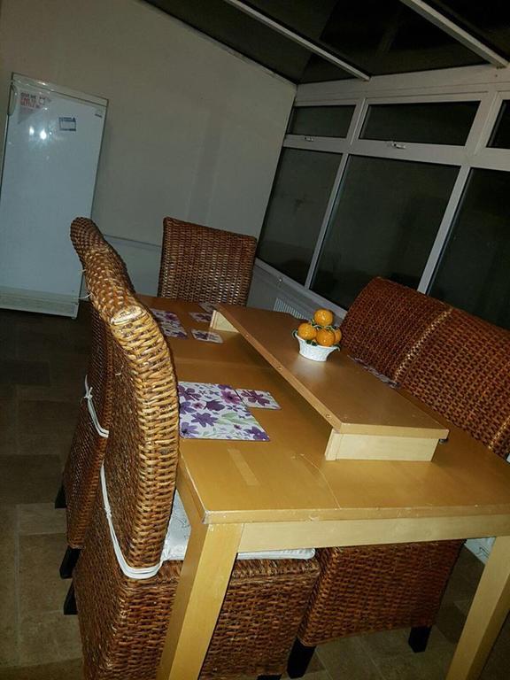 Sweet Guest House Chatham Chatham (Kent) Esterno foto