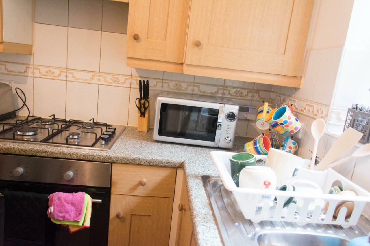 Sweet Guest House Chatham Chatham (Kent) Esterno foto